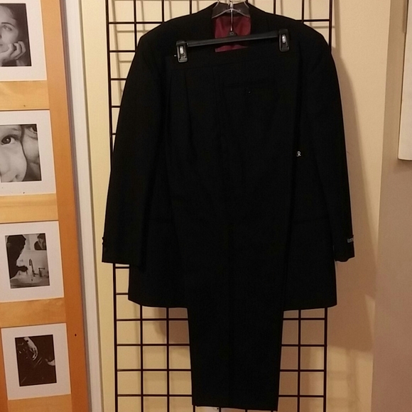 Mens Tuxedo - Picture 2 of 16